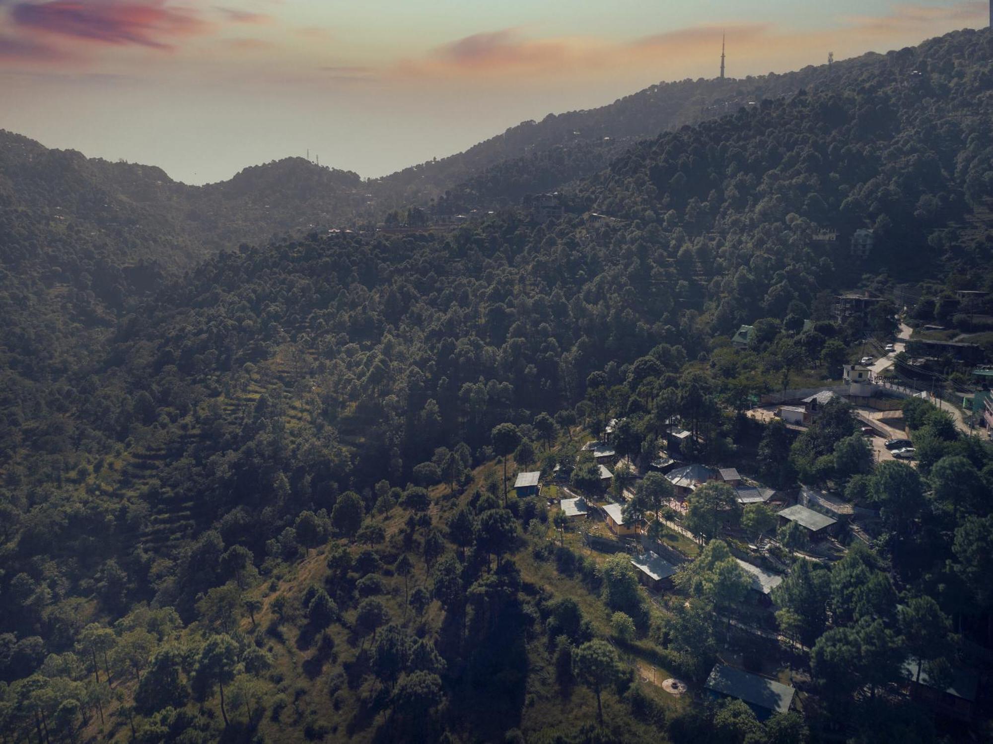 מלון A Kasauli Ggaon By Echor מראה חיצוני תמונה