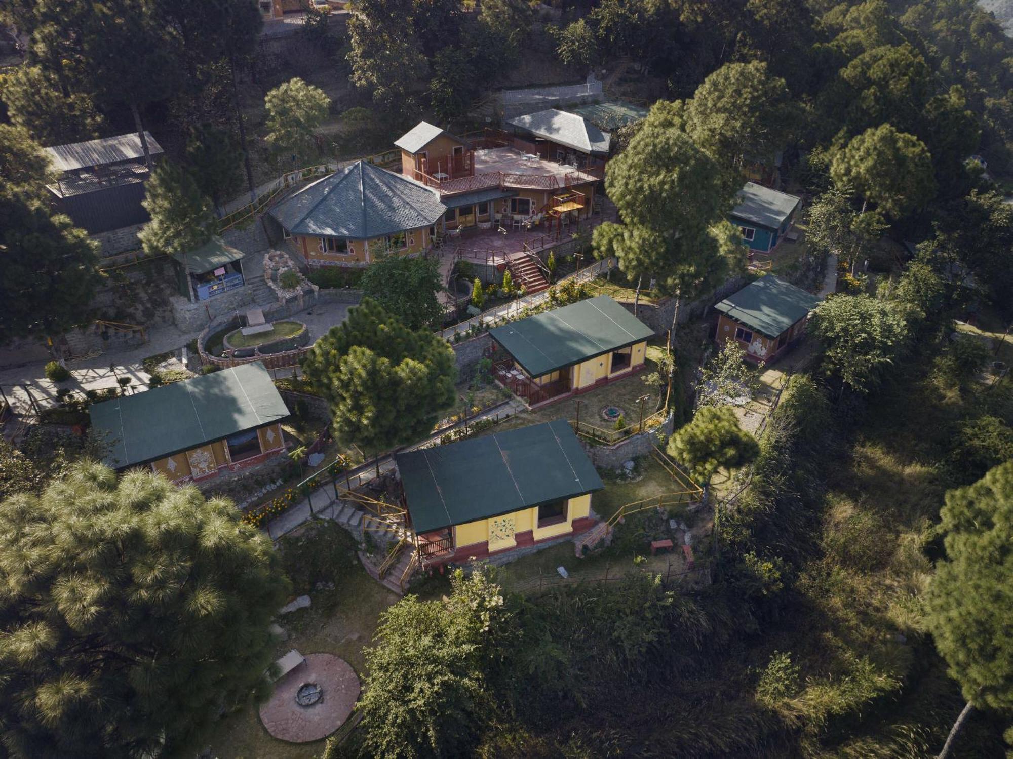 מלון A Kasauli Ggaon By Echor מראה חיצוני תמונה